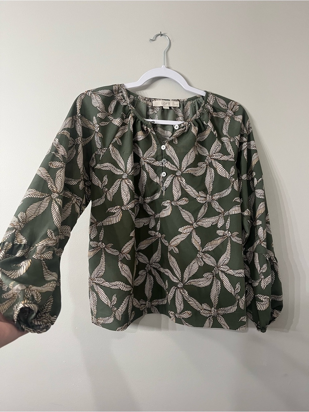 LOFT Olive Green Leaf-Print Peasant Blouse